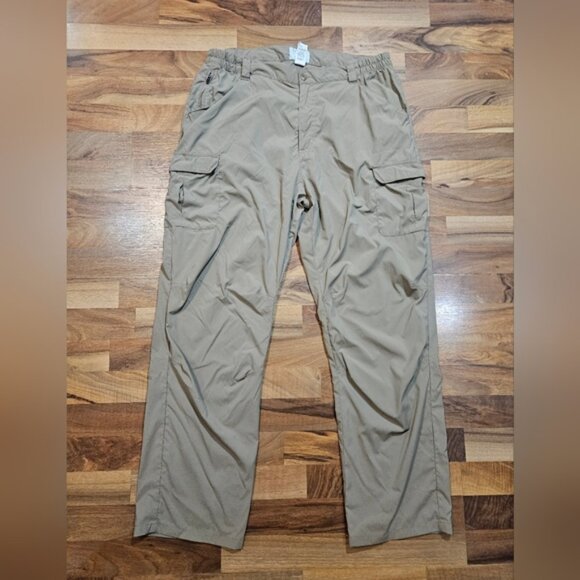 LL Bean Mens L Regular Nylon Cargo Pants Khaki Hiking Outdoor Stretch - Picture 4 of 8